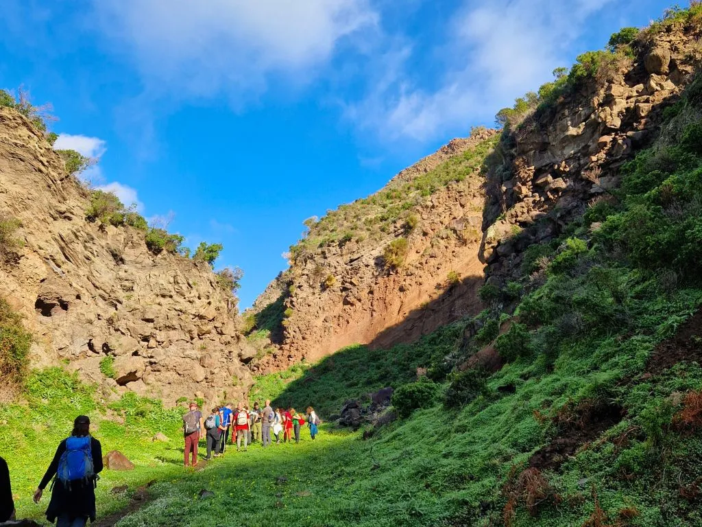 Trekking Vulcano Valle Roja